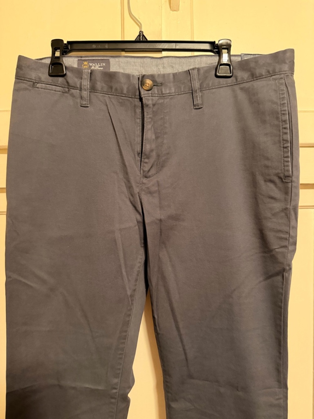 Wallin & Bros Men’s Slate Gray Chino Pants